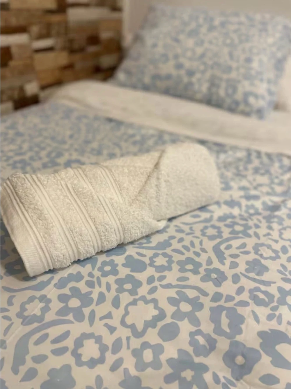 EUC IKEA Blue Floral Recycled Polyester Queen Sz Duvet Cover Only